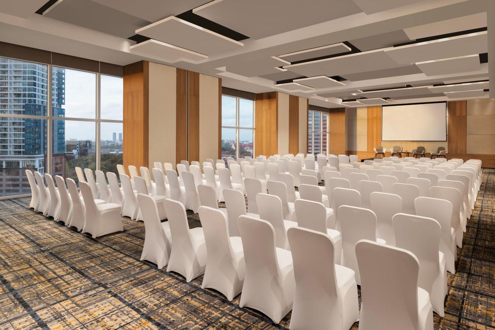 Hotel Courtyard By Marriott Kolombo